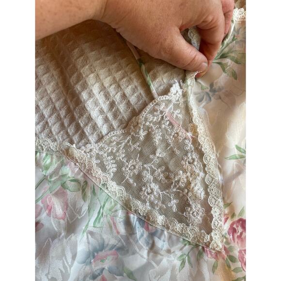 VTG Silky Textured Lace Trim V Neck Pink & Green Floral Mini Slip Dress XS - Picture 4 of 9